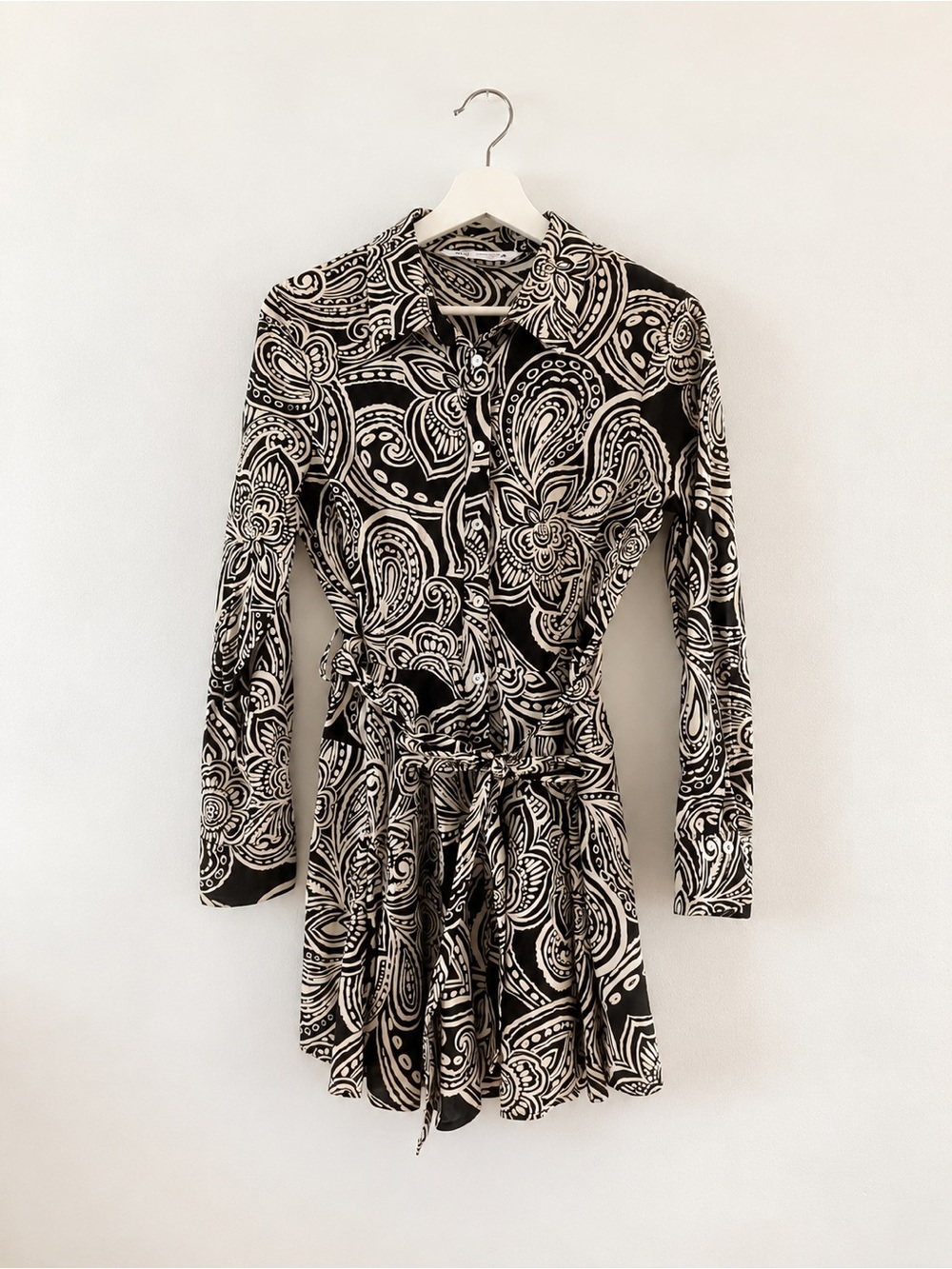 Zara Black and White Paisley Long-Sleeve Shirt Dress